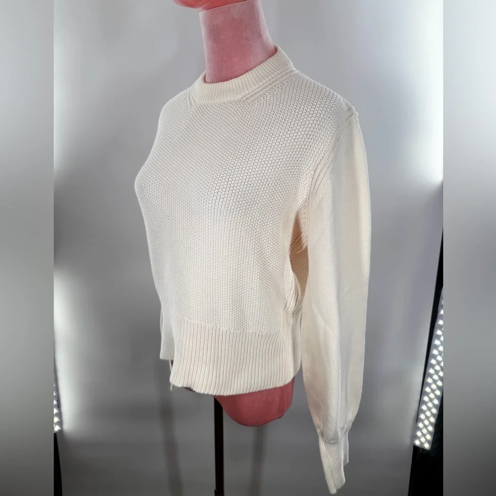 EUC French Connection Jamie Puff Sleeve Sweater